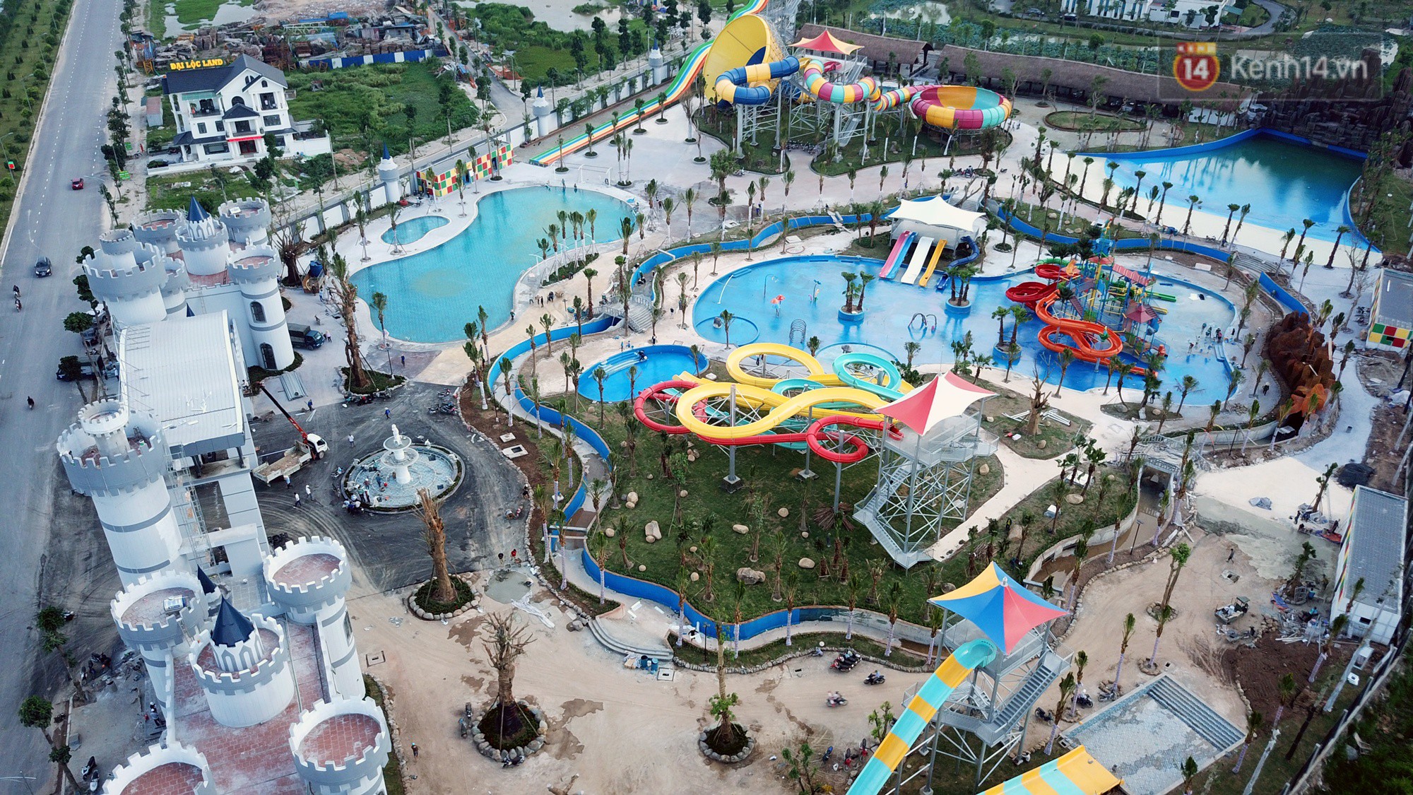 HÀ NỘI: BÉ TRAI ĐUỐI NƯỚC TRONG CÔNG VIÊN NƯỚC MỚI KHAI TRƯƠNG ĐÃ TỬ VONG